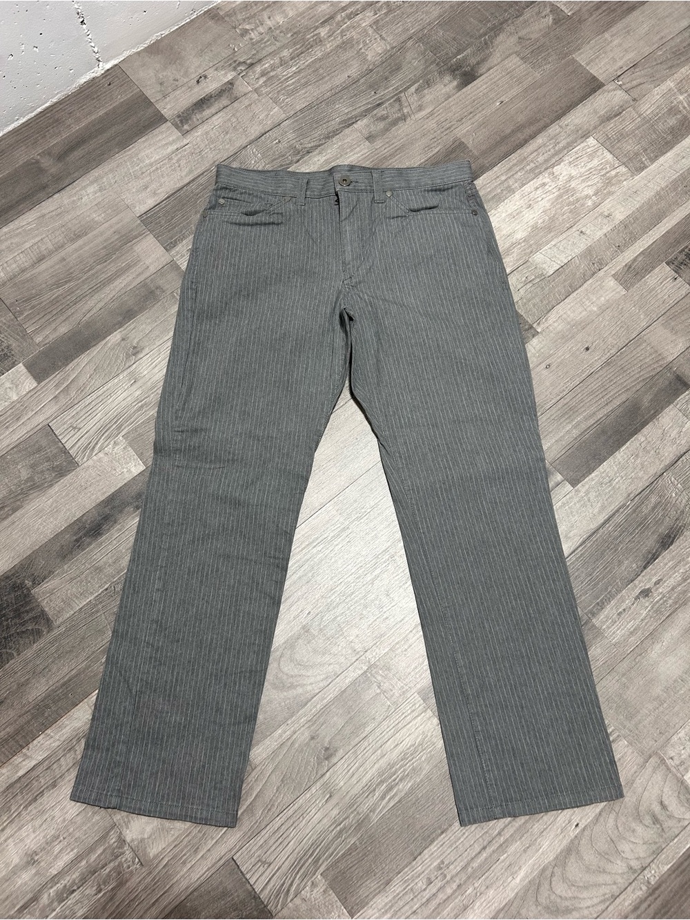 Express Men's Gray Striped Dress Pants 32/30
